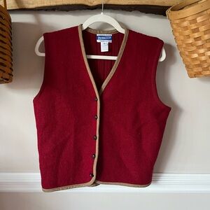 Vintage Pendleton 100% Wool with faux Vest Leather Buttons M